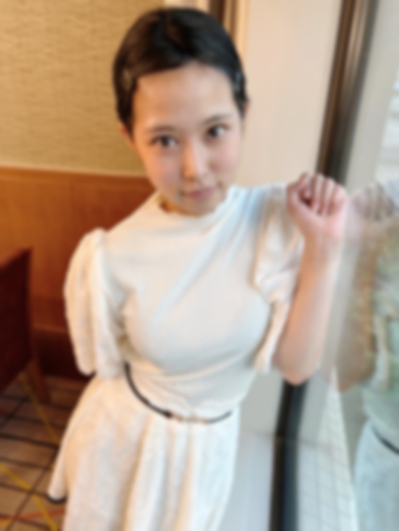 FC2-PPV-4323216 – He is the only person I have experience with right now.  – He cries because he can't stand the extremely small pussy he has never experienced before.  – Forced to break through and creampie until the end!