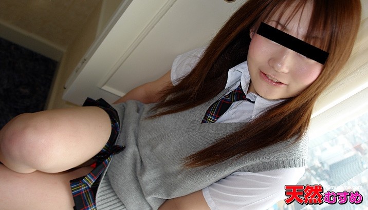 10musume-011111_01 – I'll give you a little more, so please let me do it in my uniform!