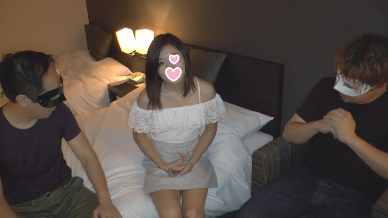 FC2-PPV-429140 – [Individual] Appearance 19 years old Black-haired slender daughter and creampie 3Pwww [high-definition version available]