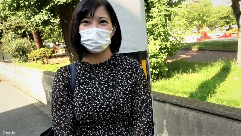 FC2-PPV-1912580 – fc2-ppv 1912580 ★ Limited time until 7/25 (Sun) 1,280pt !! [No / piece] Lost virginity last year?  – !!  – Spilling huge breasts ♪ Defeat the neat and clean Kansai dialect cook (22) who has a boyfriend in the bath & bed!  – !!  – !!