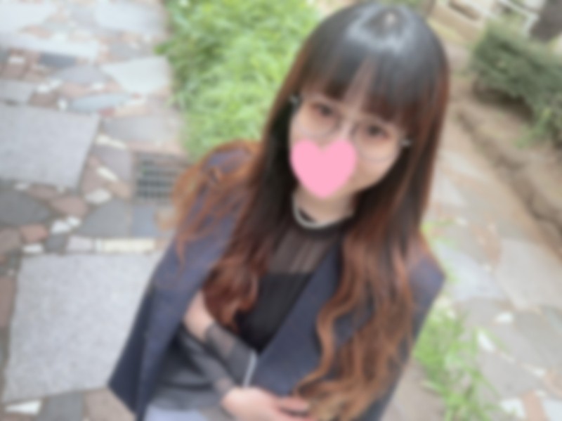 FC2-PPV-3806409 – * Face showing * [Uncensored] [First shot] Stylish glasses-wearing girl.  – The mouth/nipples of her minimal body are obscenely kneaded and she gets excited.  – Sweetly licking a huge dick like a sausage!