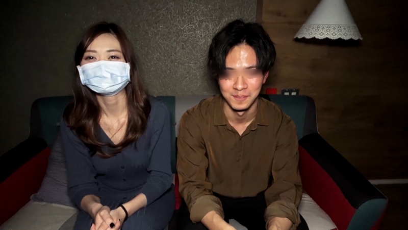 FC2-PPV-3129763 – [Special limited Pt] If you set up a handsome virgin who wants to have sex in front of an inexperienced young wife = Lovey-dovey rich sex ♡ It's too erotic, so be careful when reading ♥