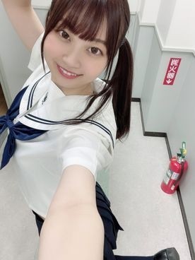 FC2-PPV-1902033 – A young and unpleasant black-haired neat schoolgirl in a sailor suit is more perverted and erotic than I think and sucks up all the semen