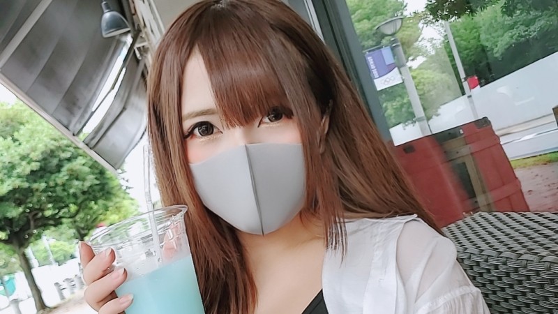 FC2-PPV-2329157 – [First shoot!  – !  – ] Call a signboard gal working in a popular kitchen car in the city and cum inside twice!  – !  – (feature)