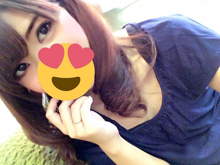 FC2-PPV-751898 – [Personal shooting] Misato 27 years old, a famous woman who tightens tightly, a video shoot at a love hotel with a senior married woman in the company