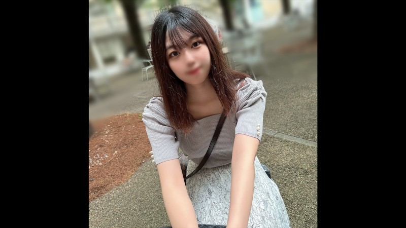 FC2-PPV-3979656 – First photoshoot and face showing!  – Limited to 3 days!  – No, people are coming!  – ?  – A college student with little experience with men is attending a class at a famous university where she attends, and when I take off her underwear